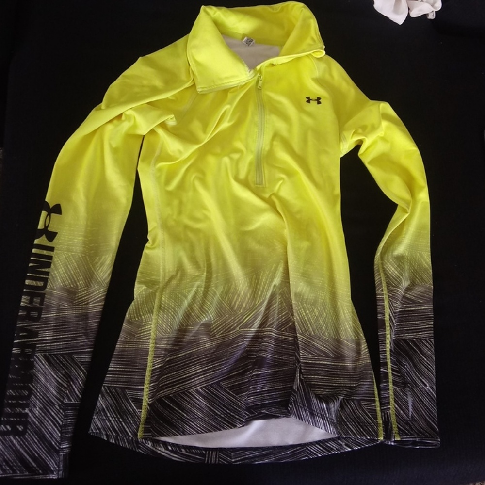 Under Armour zipup
